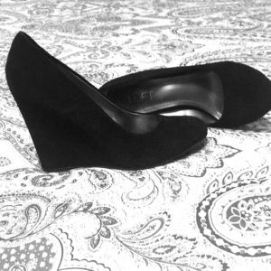 Size 6 Loft Black Suede Wedges
